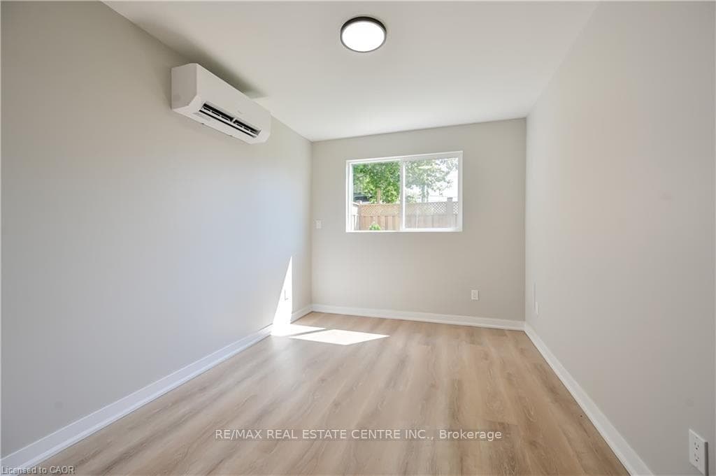 43 Mahony Avenue Unit 3 photo 15
