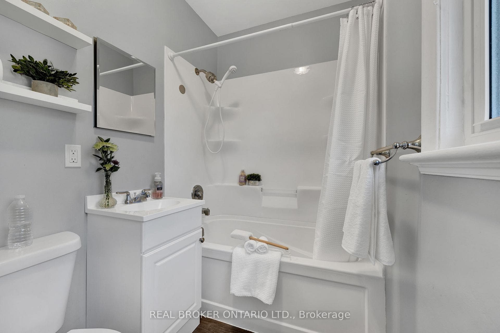 122 Belmont Avenue photo 13