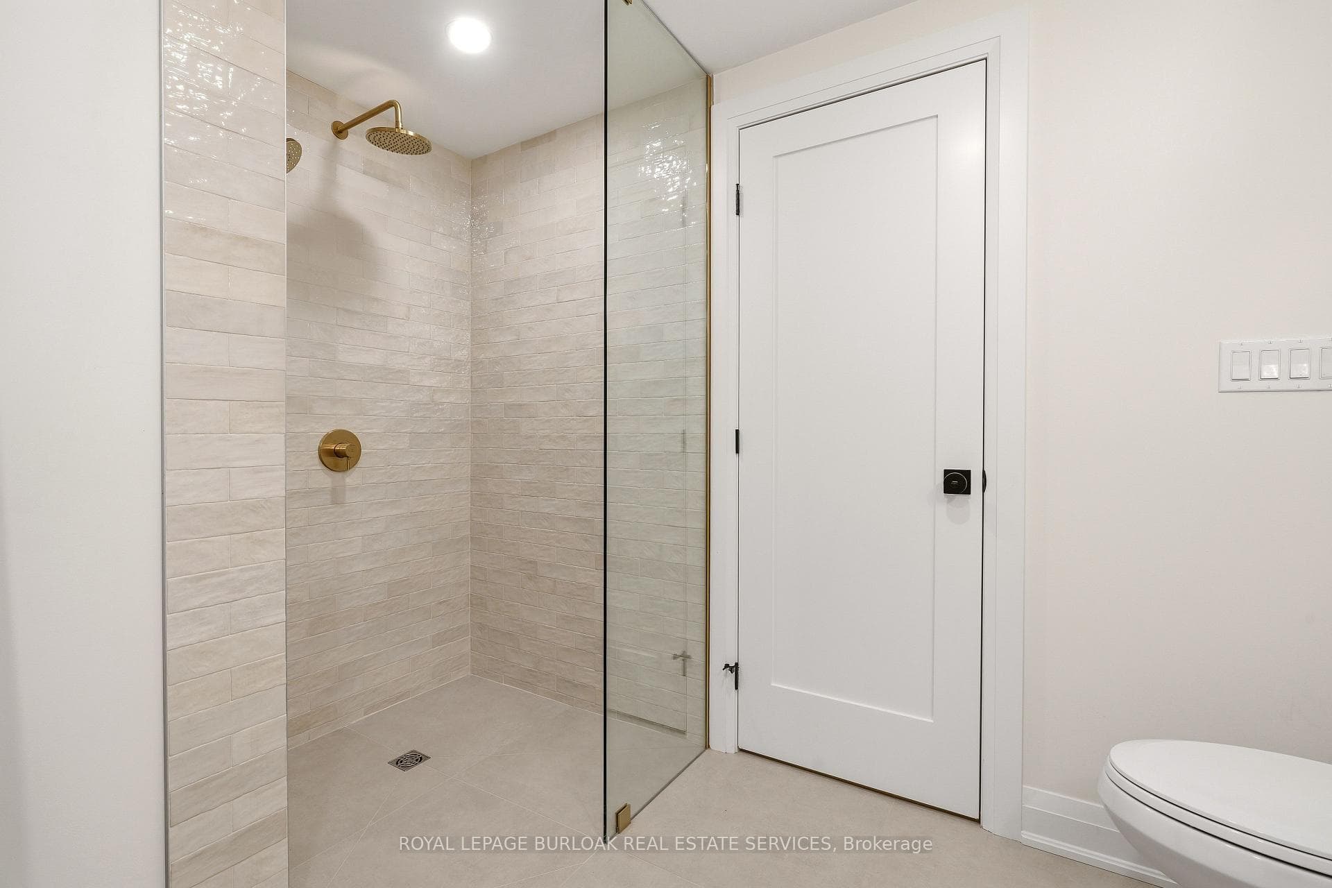 1928 Four Seasons Drive photo 27