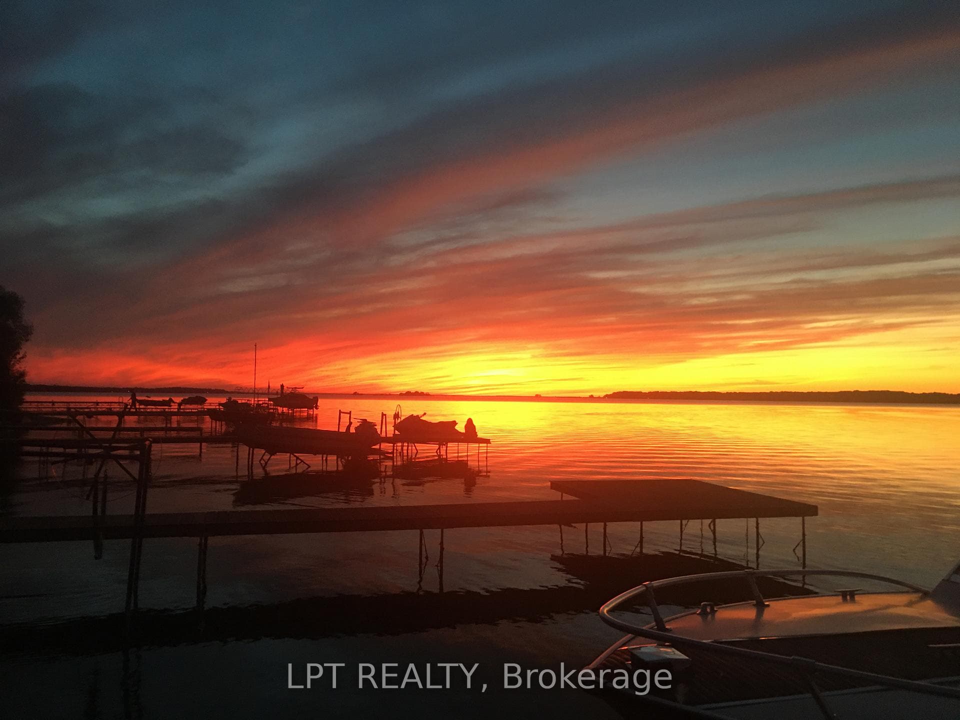 122 Blue Heron Drive photo 5