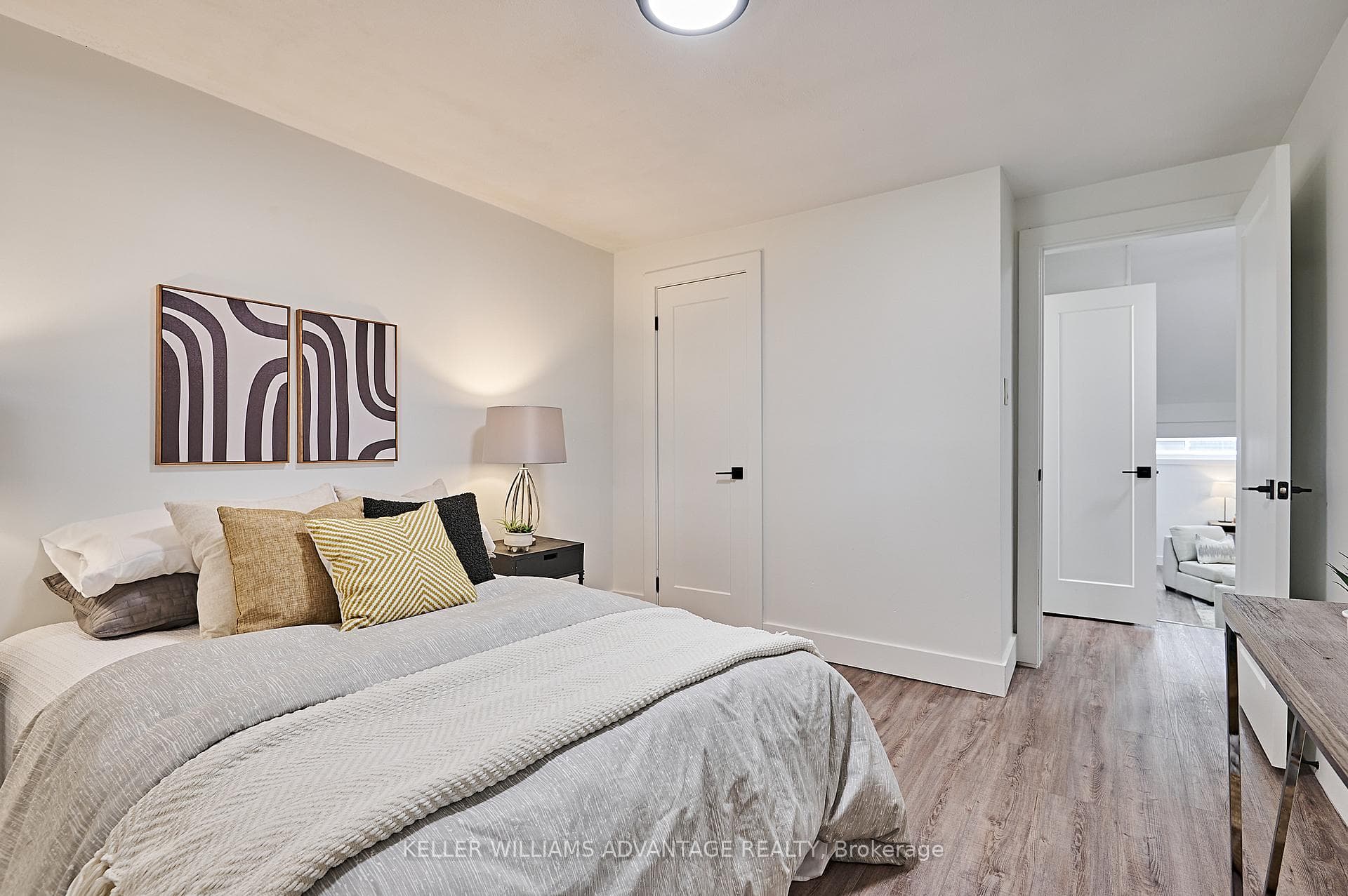 40 Stoney Creek Drive photo 35