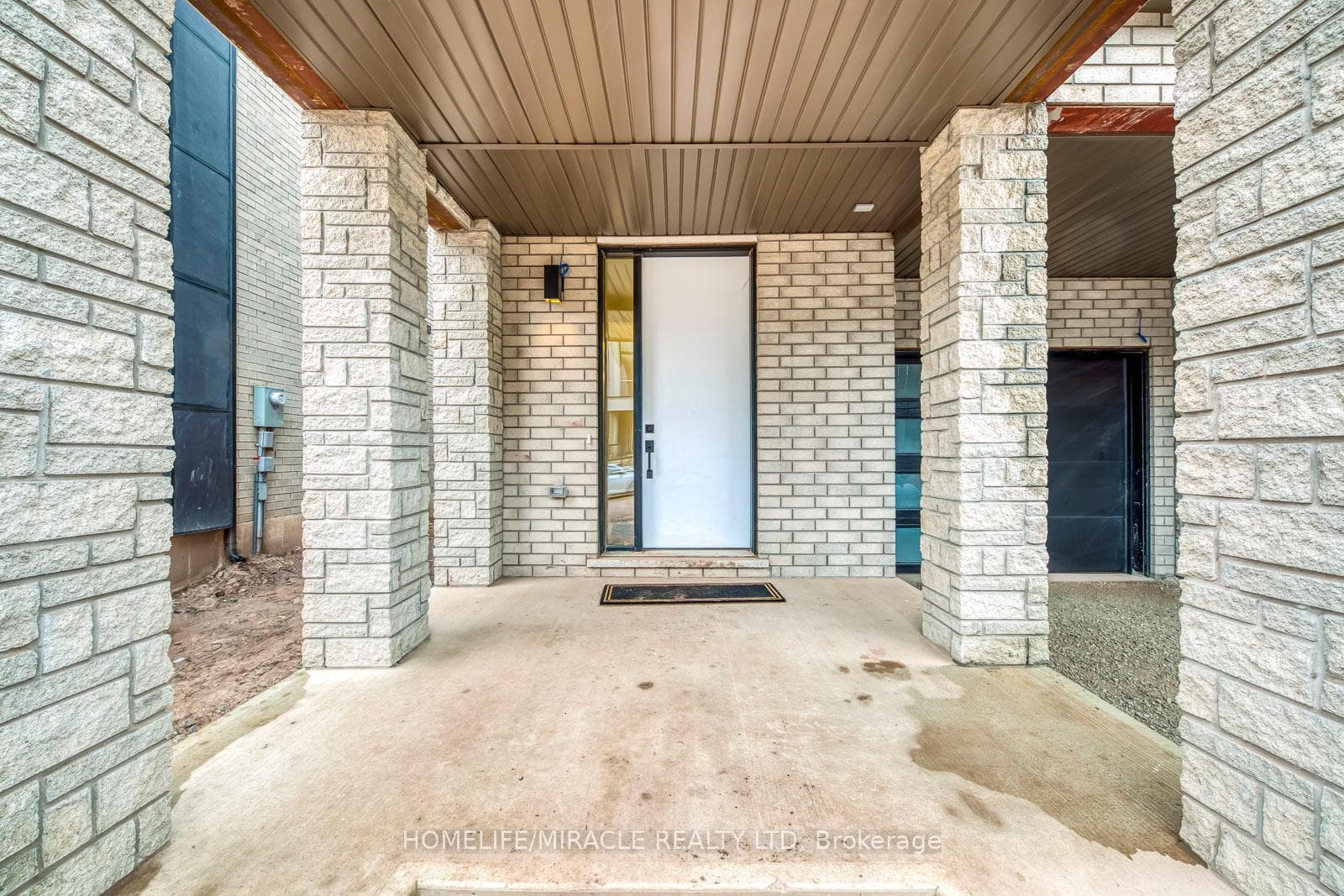 1291 Anthonia Trail photo 3