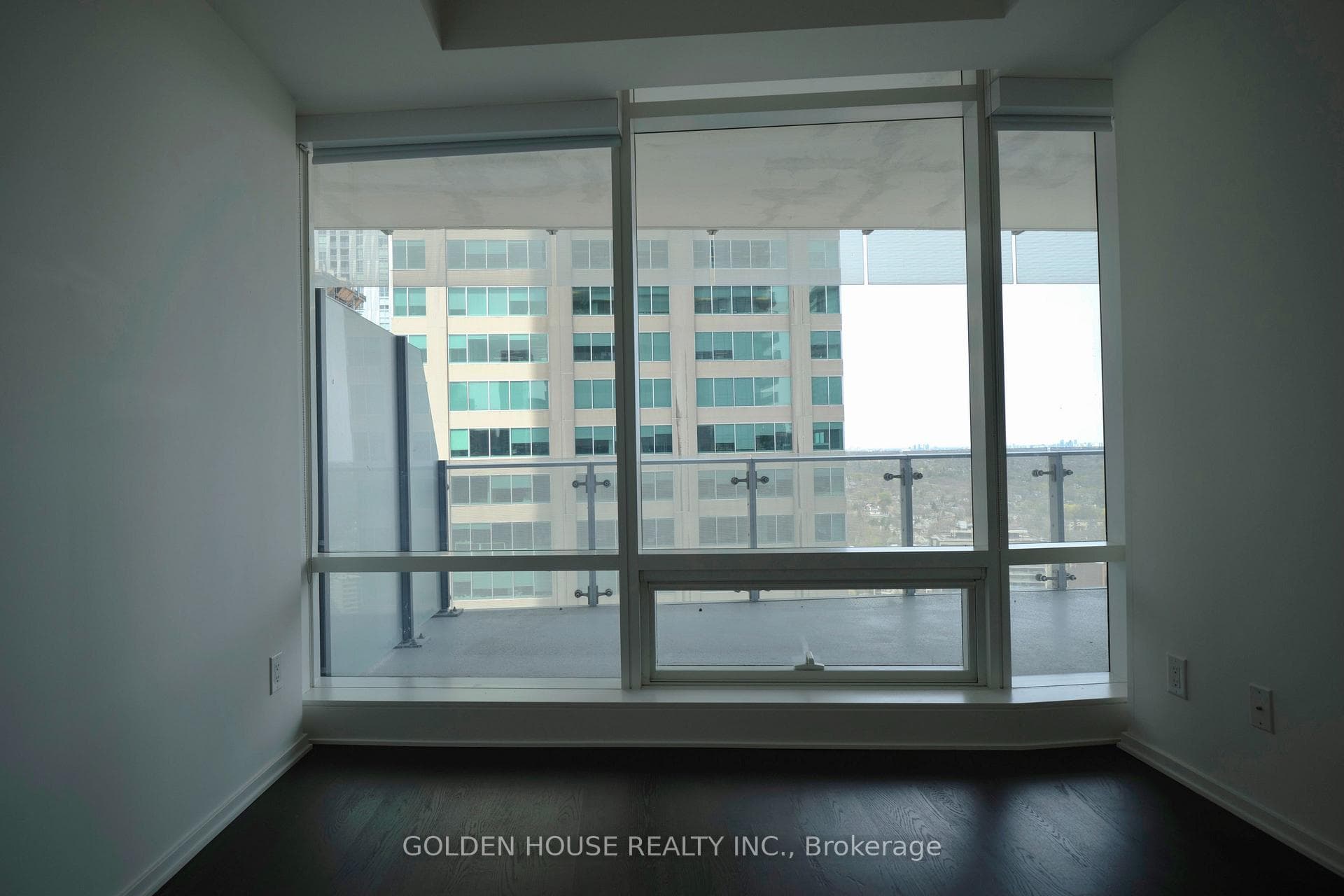 1 Bloor Street Unit 2411 photo 15