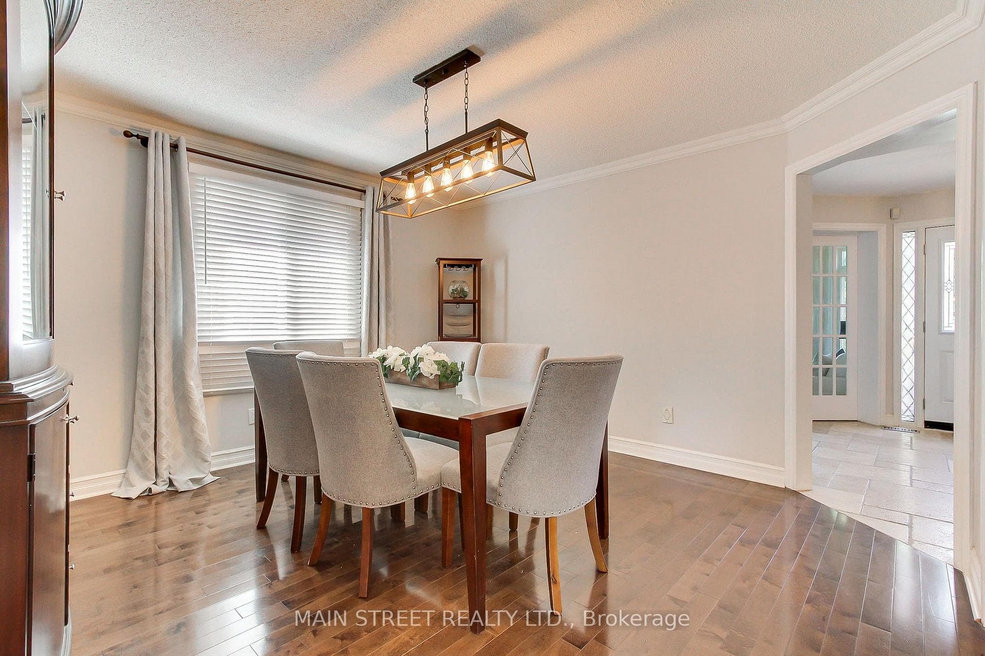 14 Mcgee Crescent photo 7