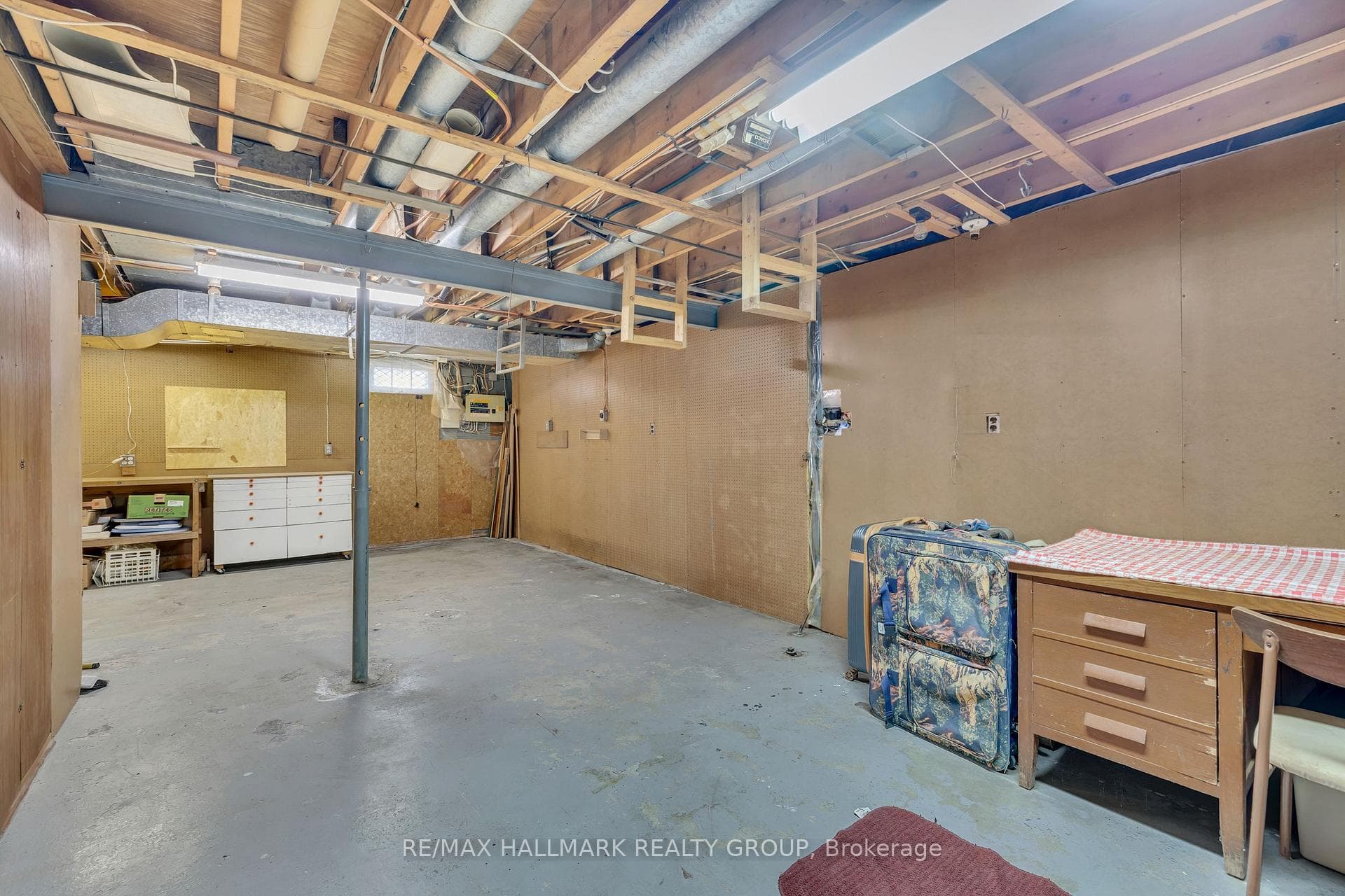 817 Kingsmere Avenue photo 42