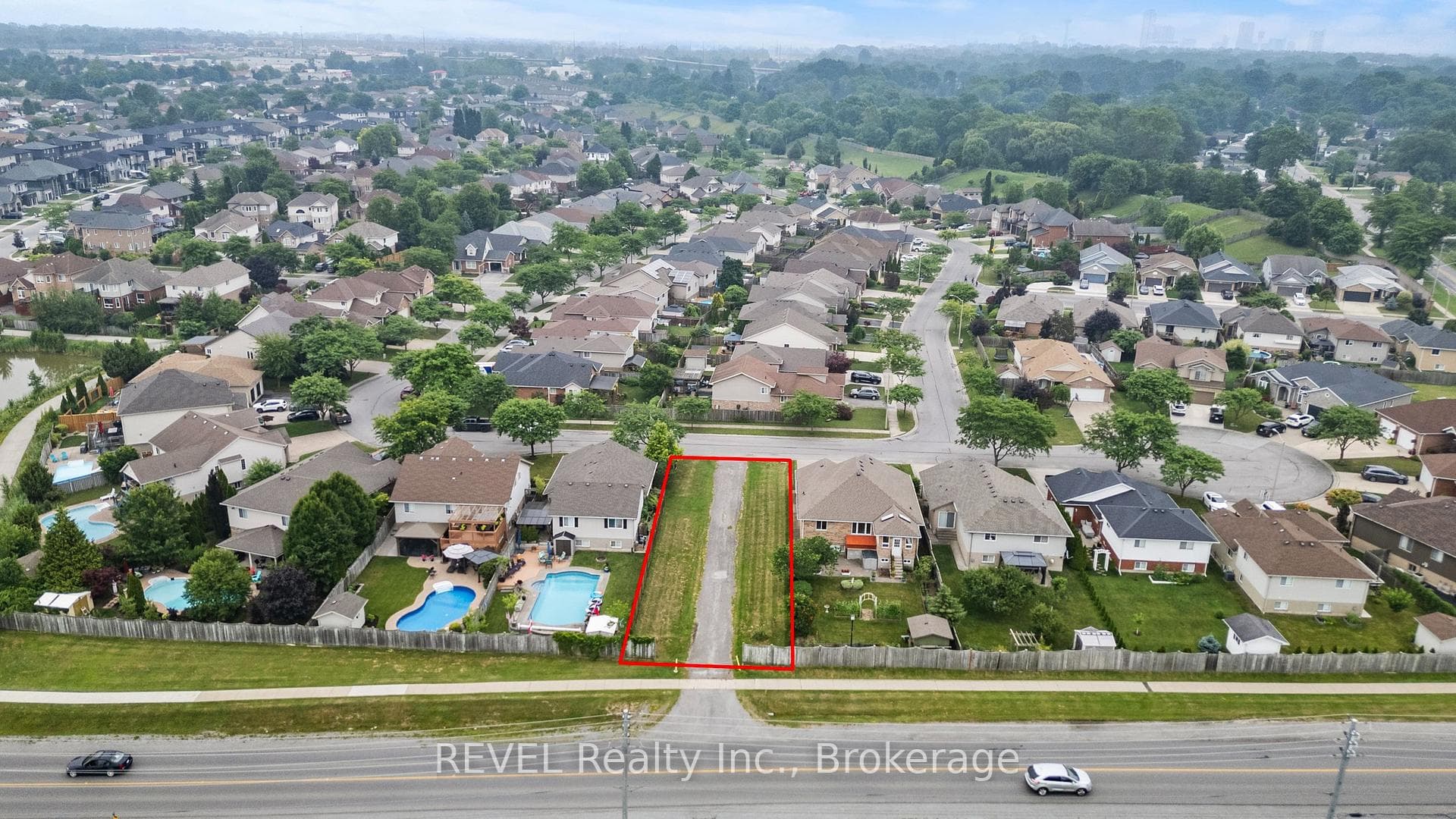 8235 Beaver Glen Drive photo 8