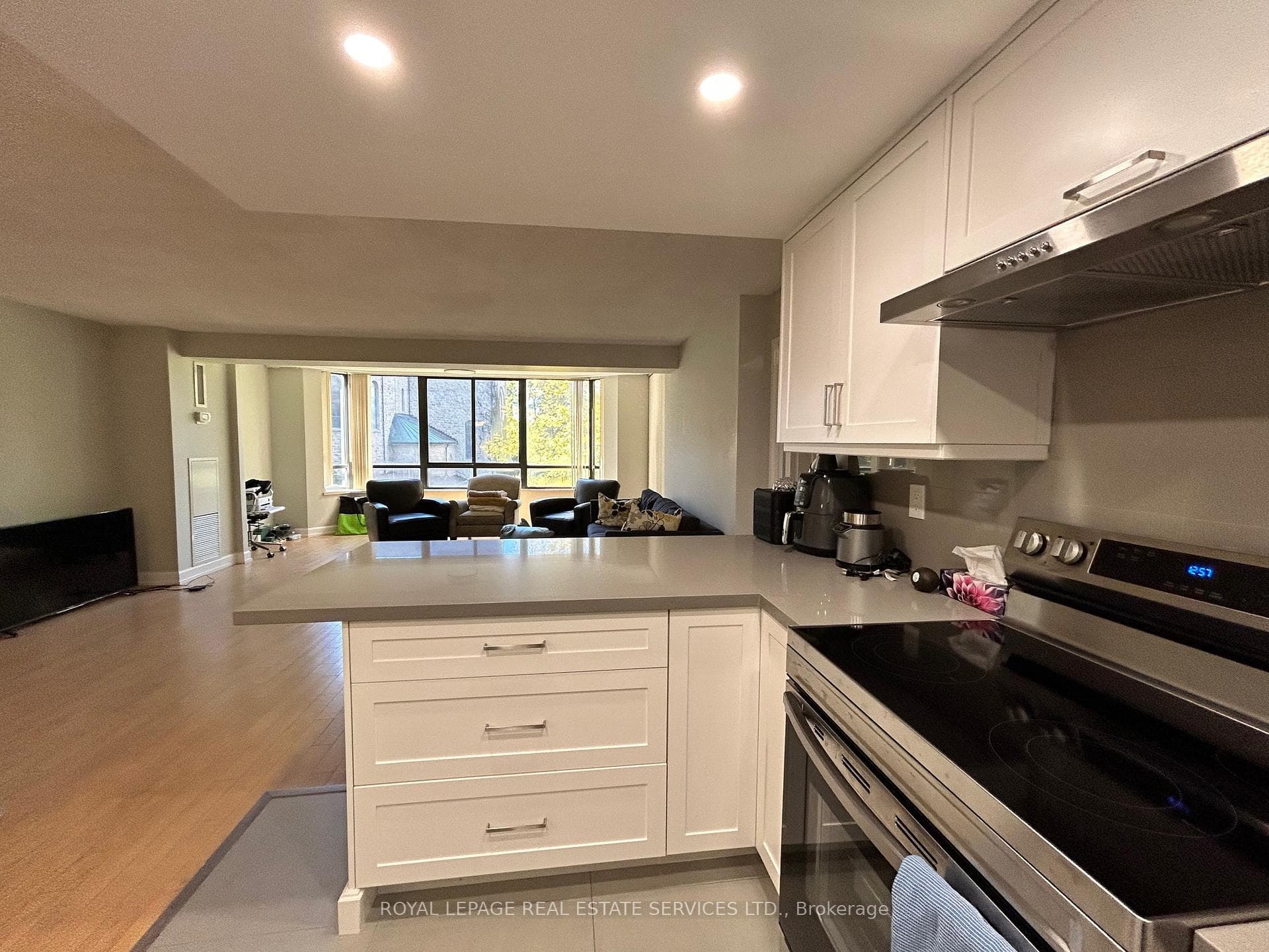 195 St Patrick Street Unit 406 photo 5