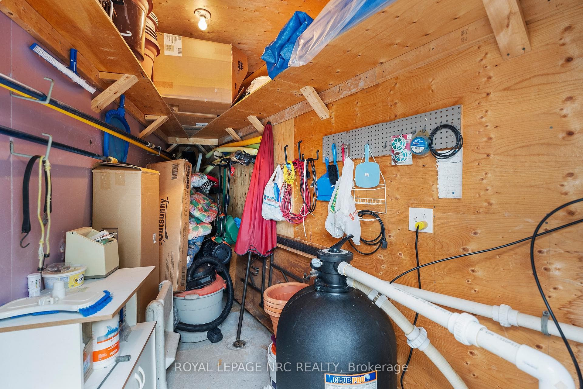 20 PARKHILL Road photo 36