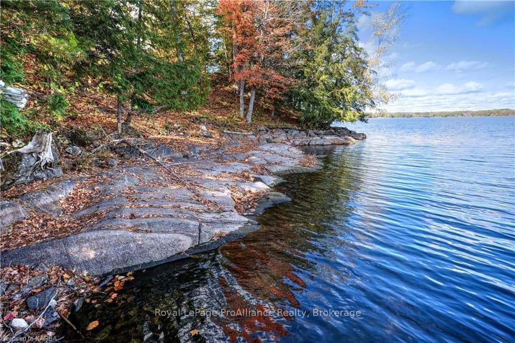 200 SUGAR BUSH LANE N/A photo 17