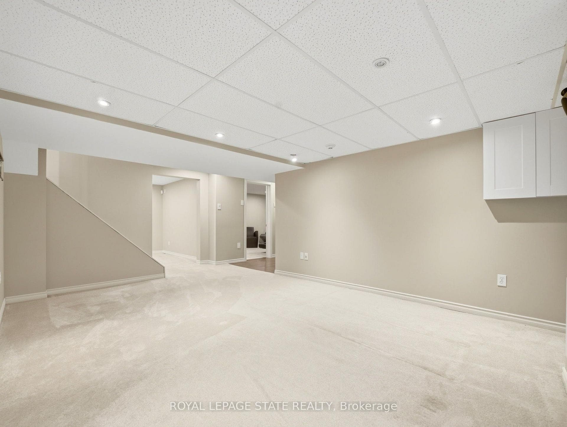 2 Charterhouse Crescent photo 36