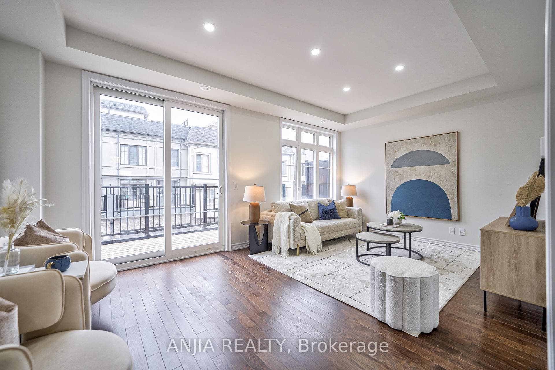86 Guardhouse Crescent photo 10