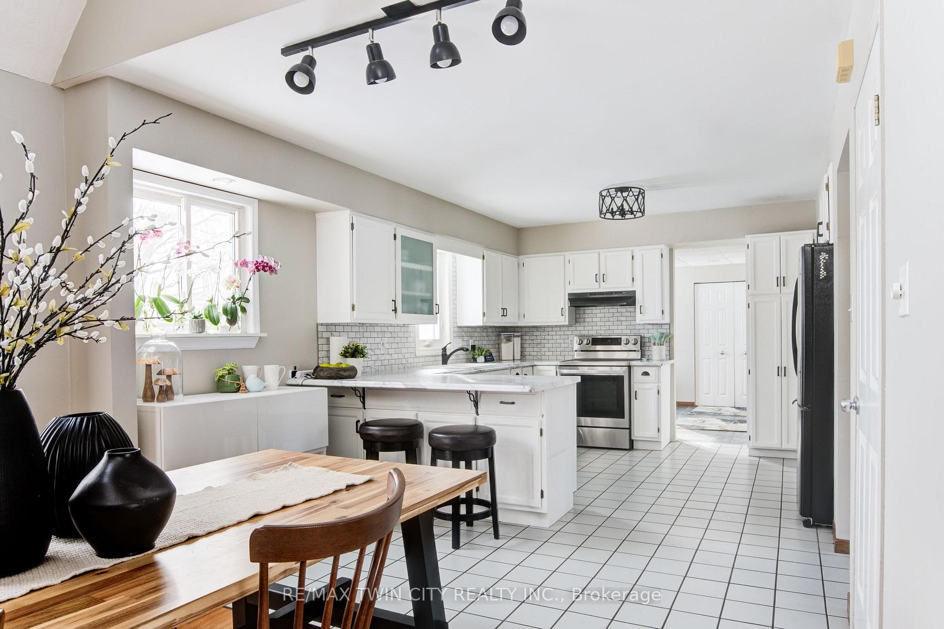 84 Hope Street photo 12