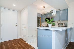 15 Northtown Way Unit 725 photo 2