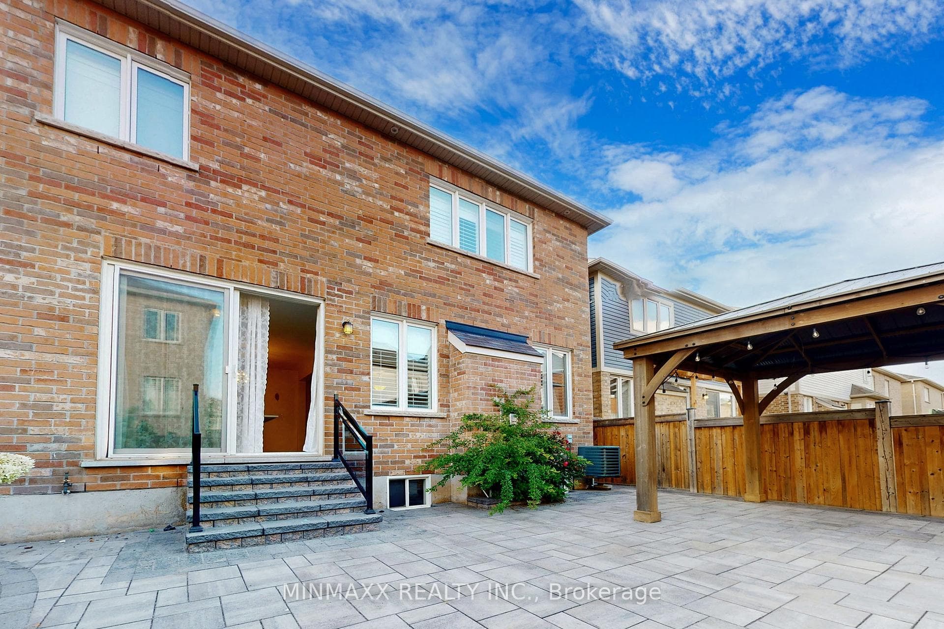 252 Chilver Heights photo 38