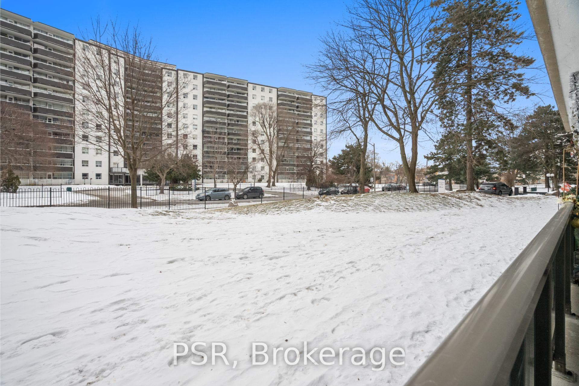 105 Rowena Drive Unit 102 photo 21