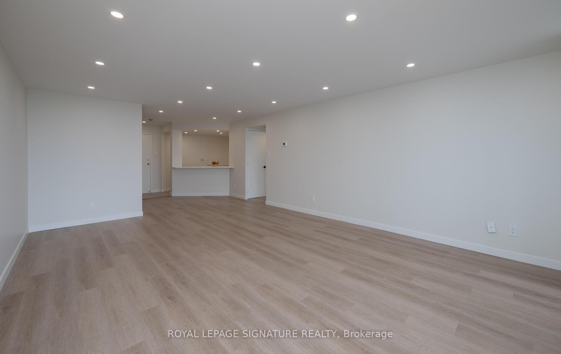 45 Cumberland Lane Unit 204 photo 4