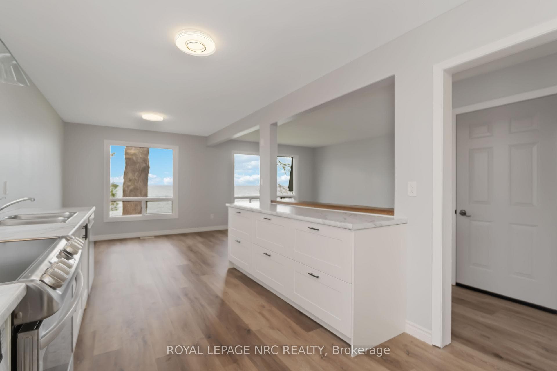 46 Lakeside Drive Unit Upper photo 10
