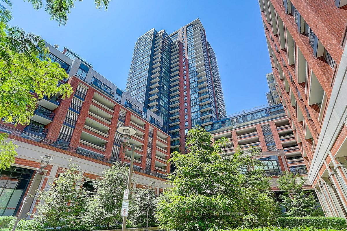 830 Lawrence Avenue Unit 2707 photo 37