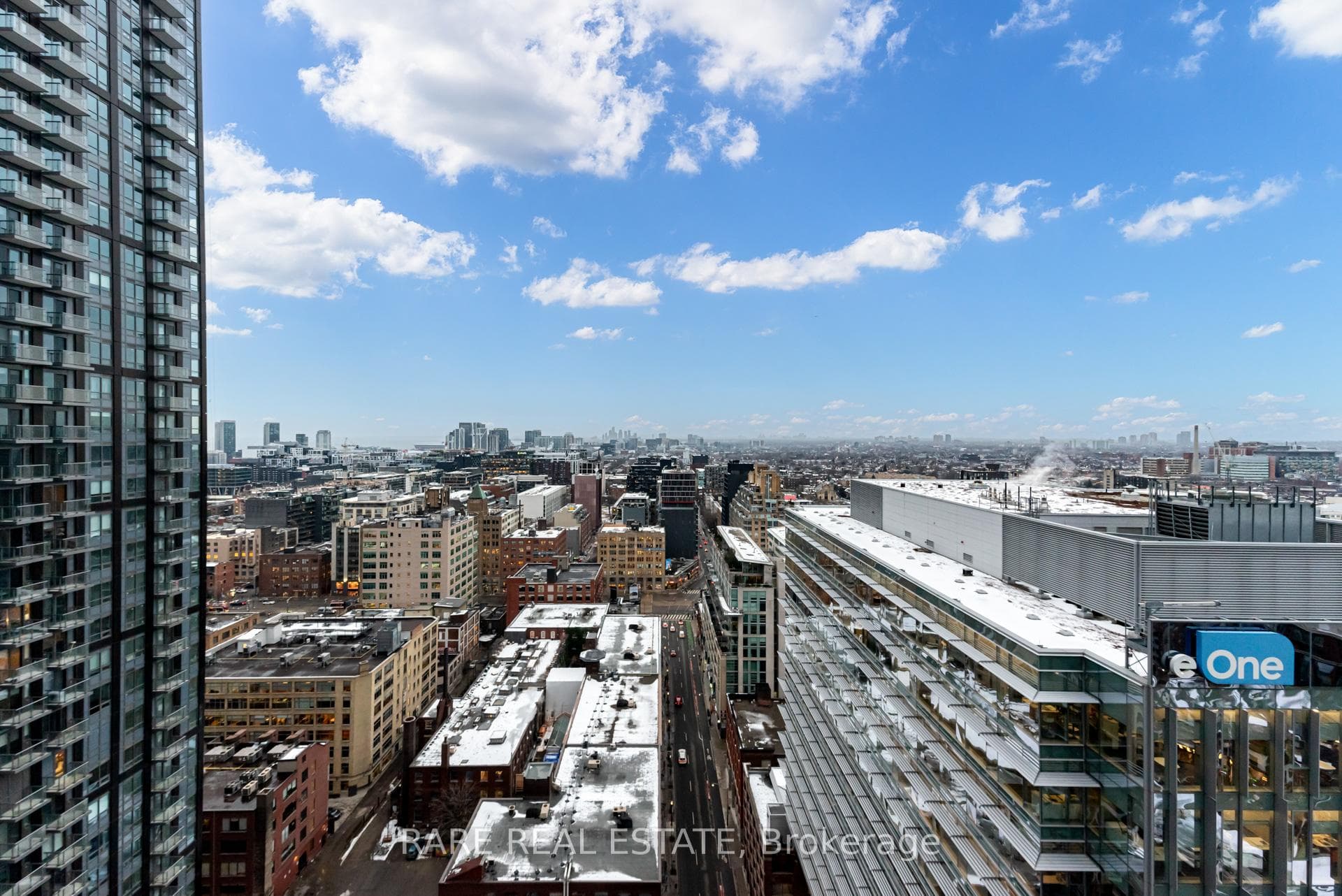 125 Peter Street Unit 2402 photo 29