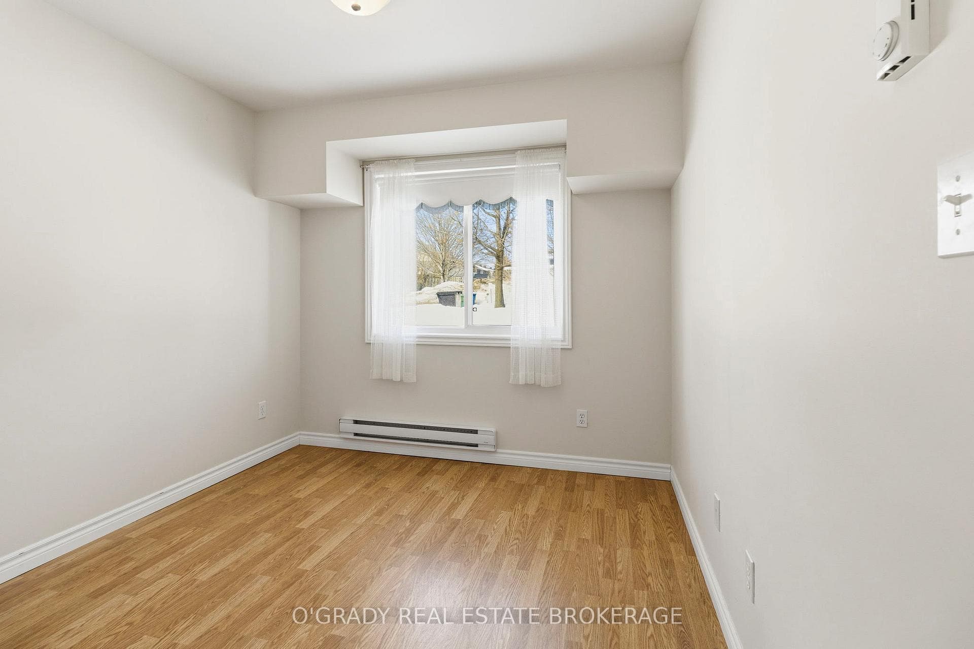 1171 Millwood Avenue Unit 8 photo 30