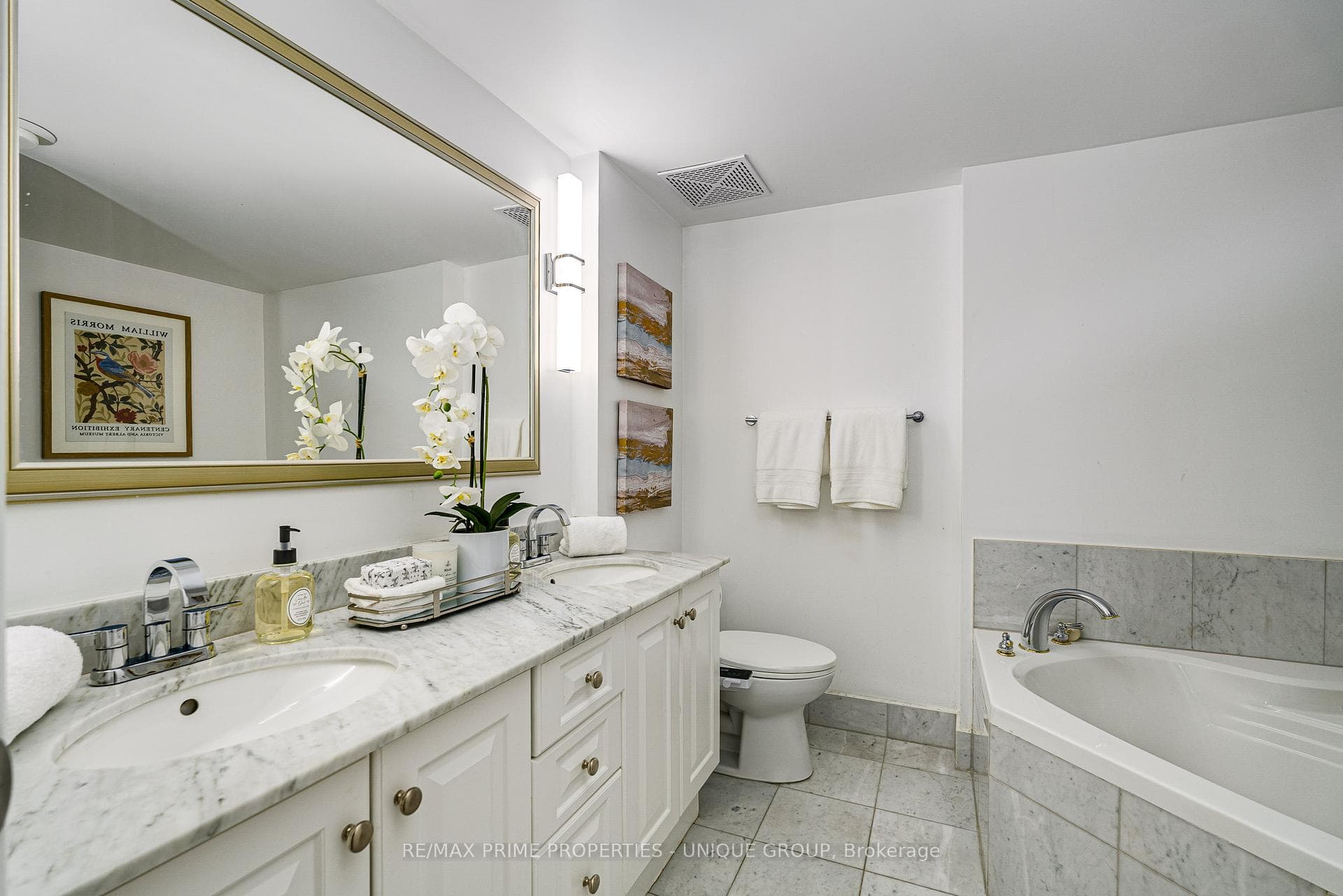 10 Delisle Avenue Unit 315 photo 25