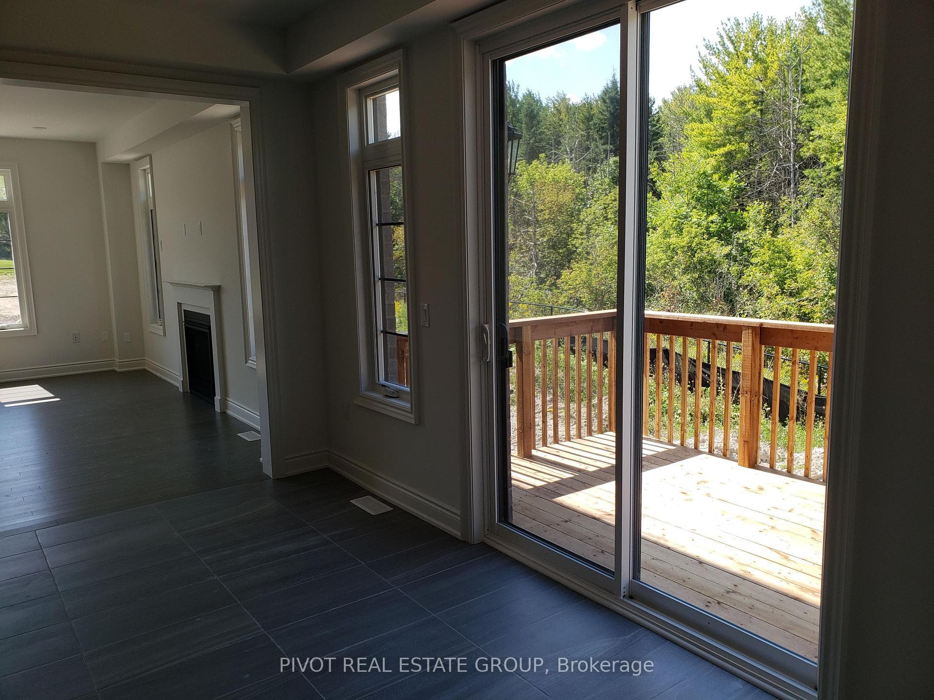 129 Wraggs Road photo 18