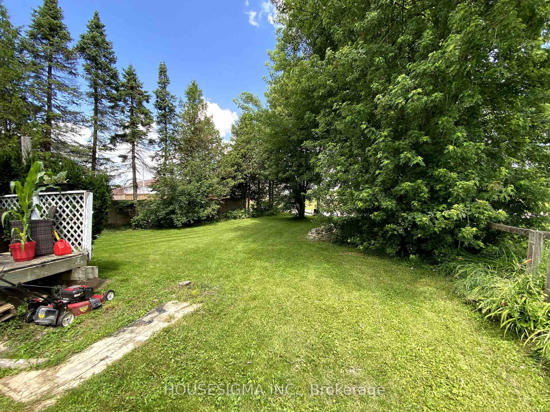 281 Doyle Street photo 20