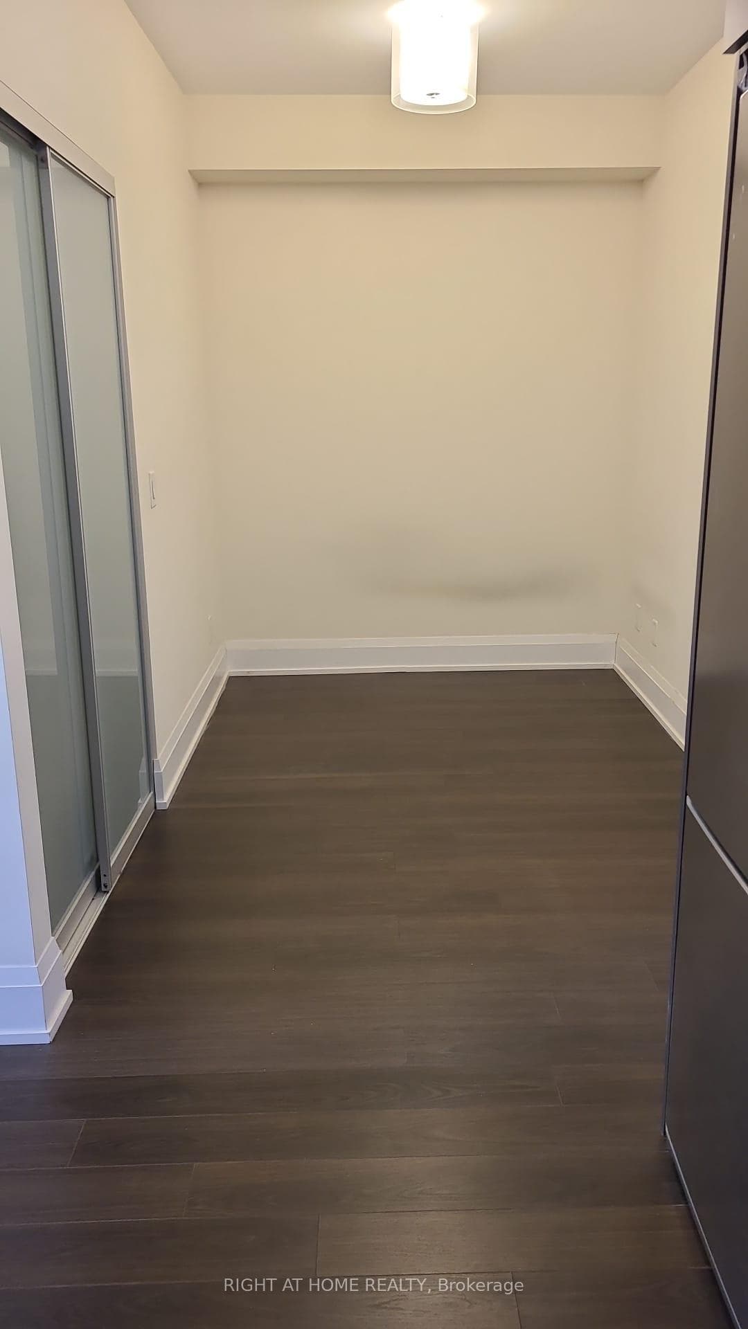120 Harrison Garden Boulevard Unit 419 photo 4