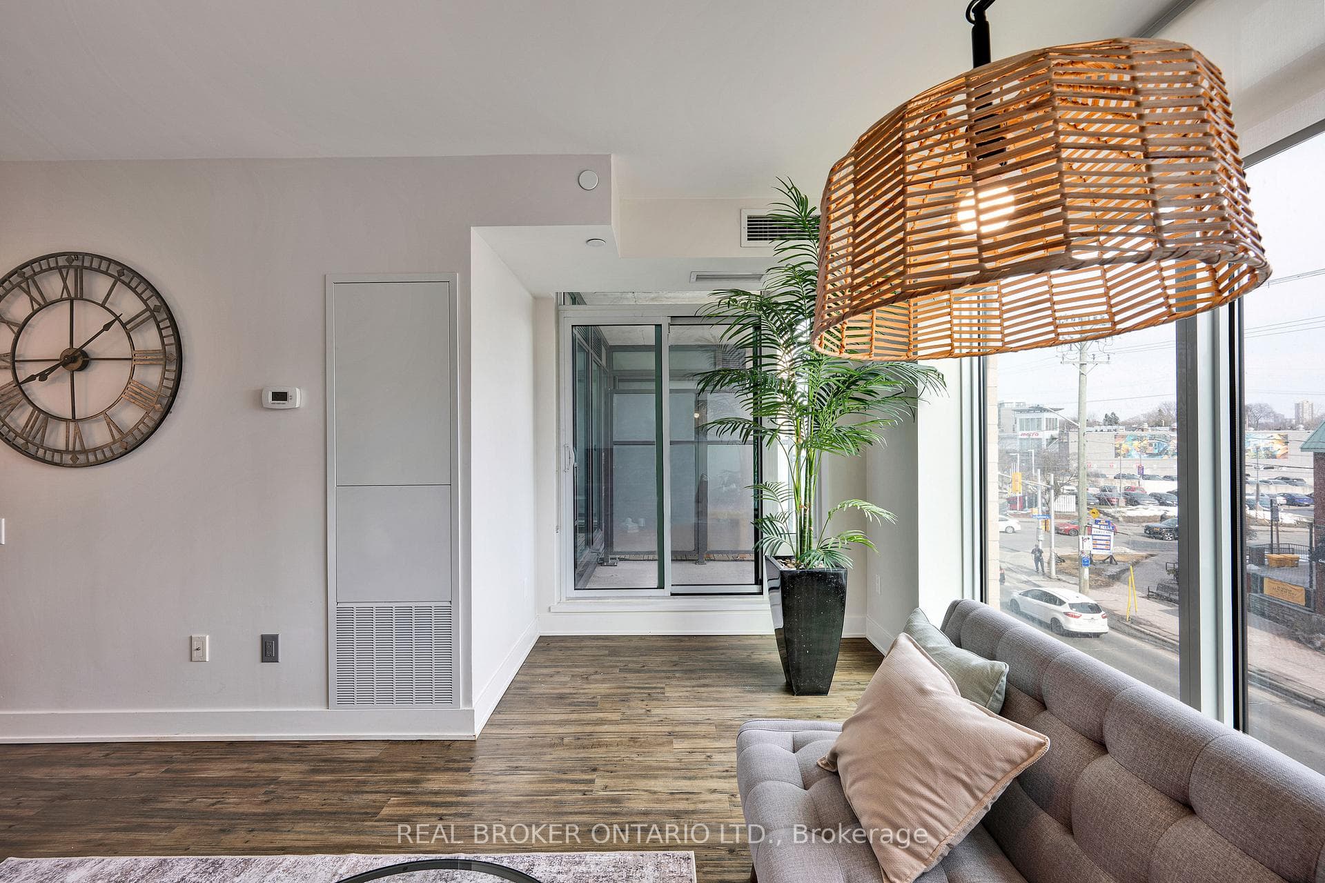 411 Mackay Street Unit 309 photo 12