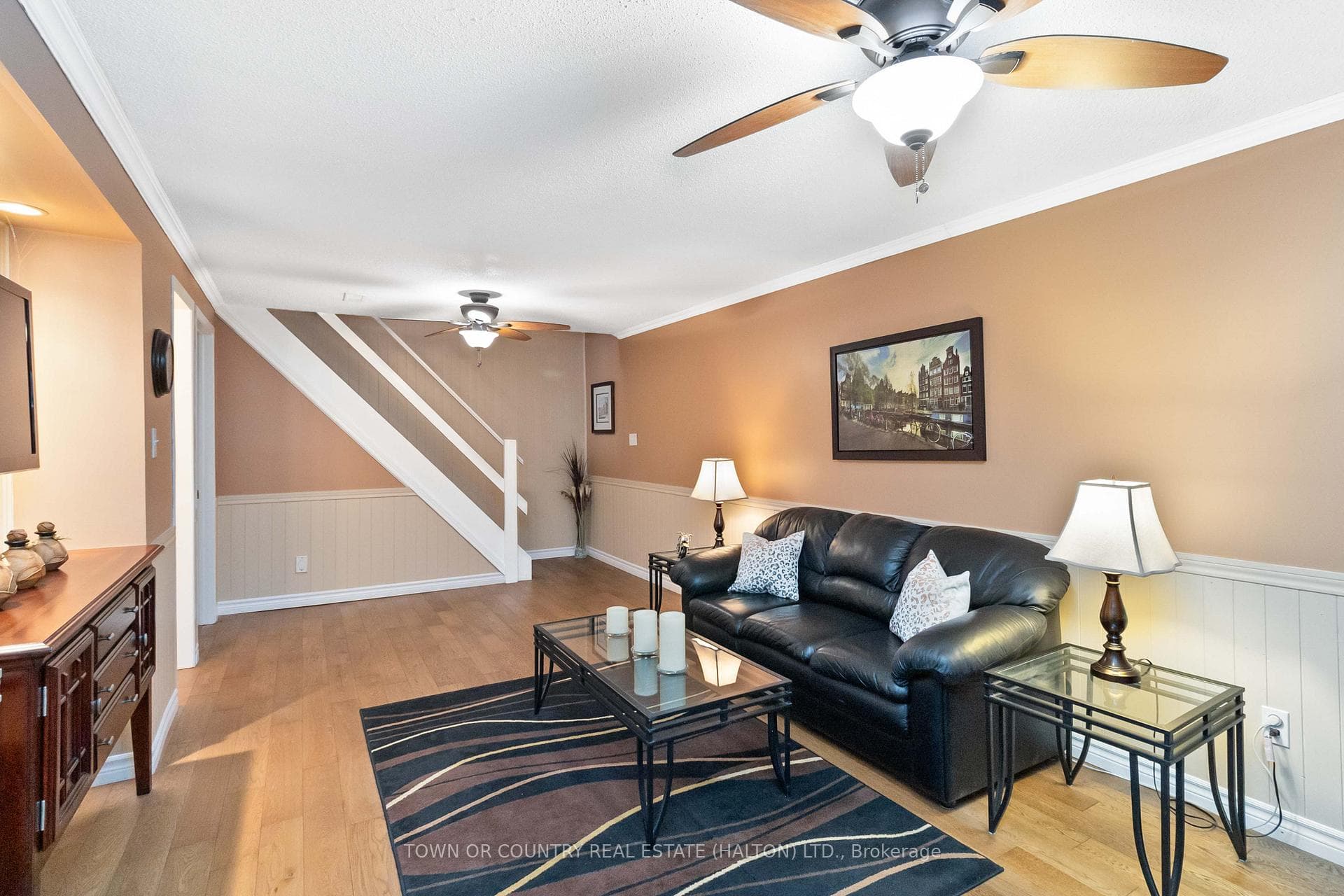 932 Maple Avenue photo 31