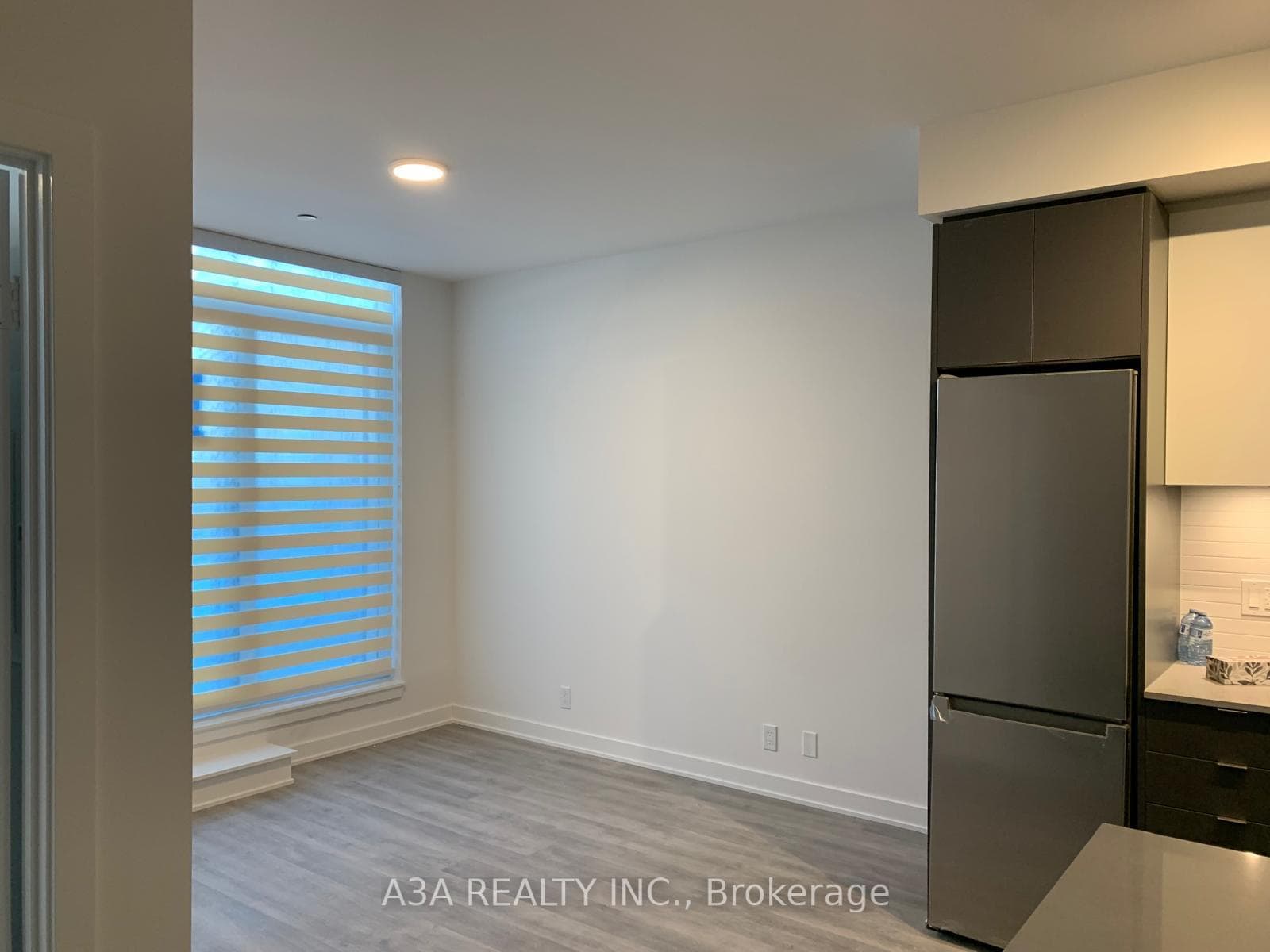 50 Upper Mall Way Unit 227 photo 14