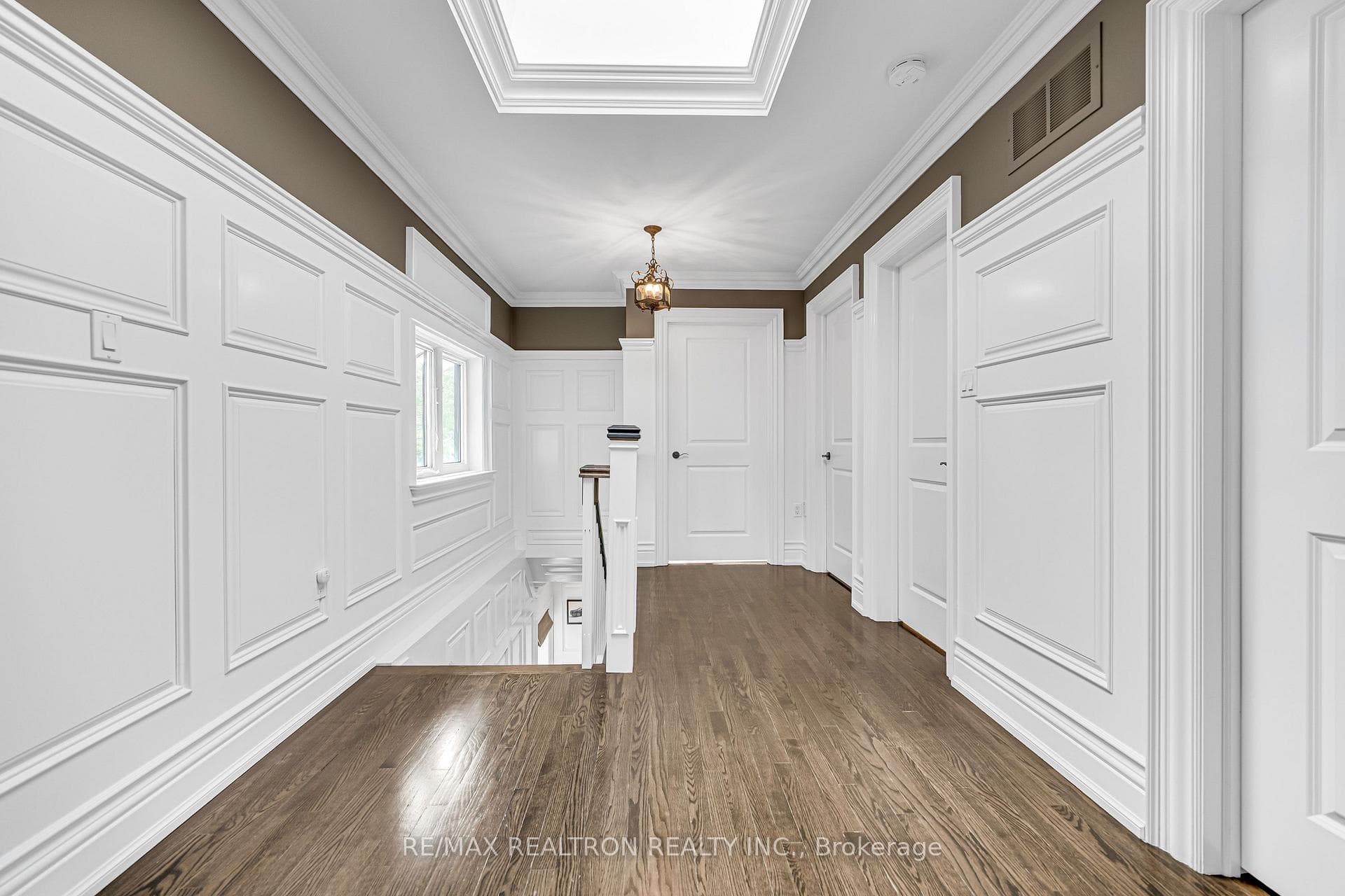 37 Stuart Crescent photo 41
