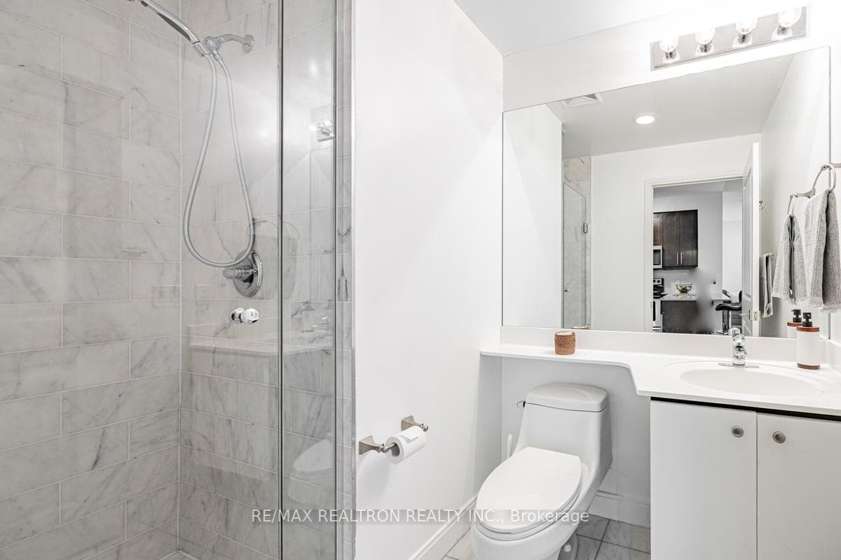 3 pc. bath with marble shower