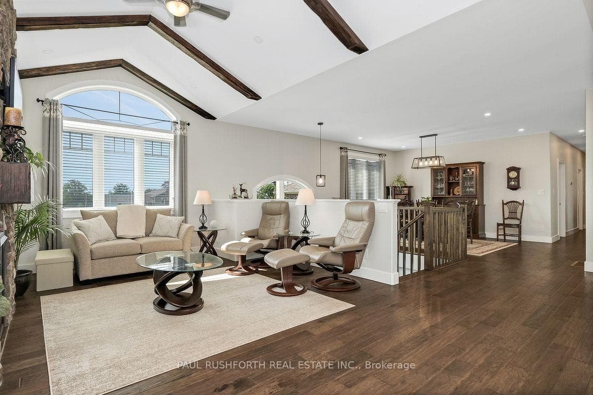 Living/ Dining Area