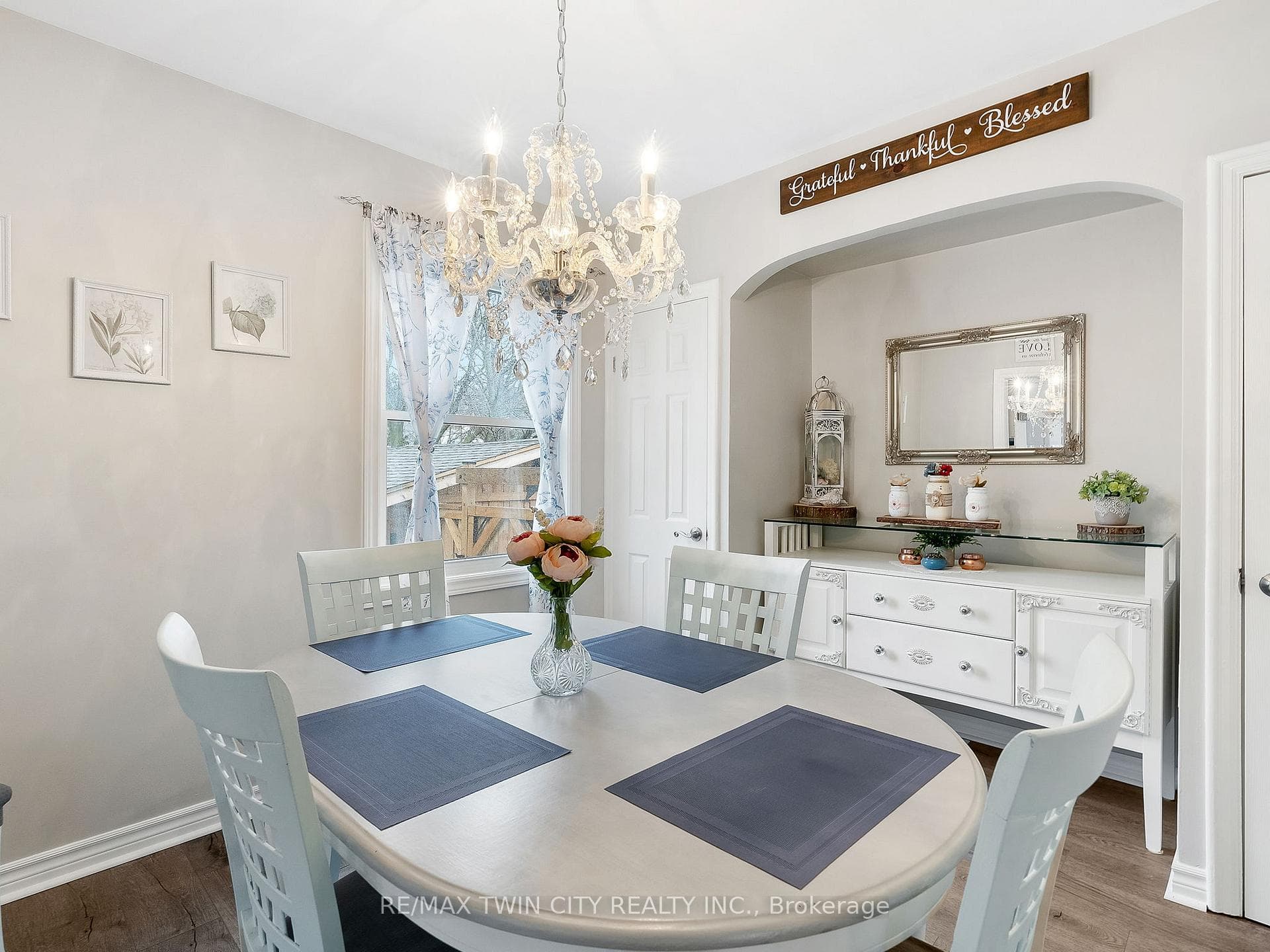 211 East 18th Street photo 12