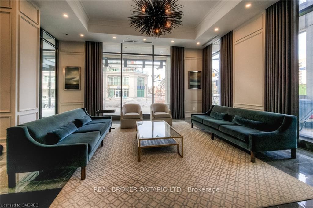 2060 Lakeshore Road Unit 604 photo 28