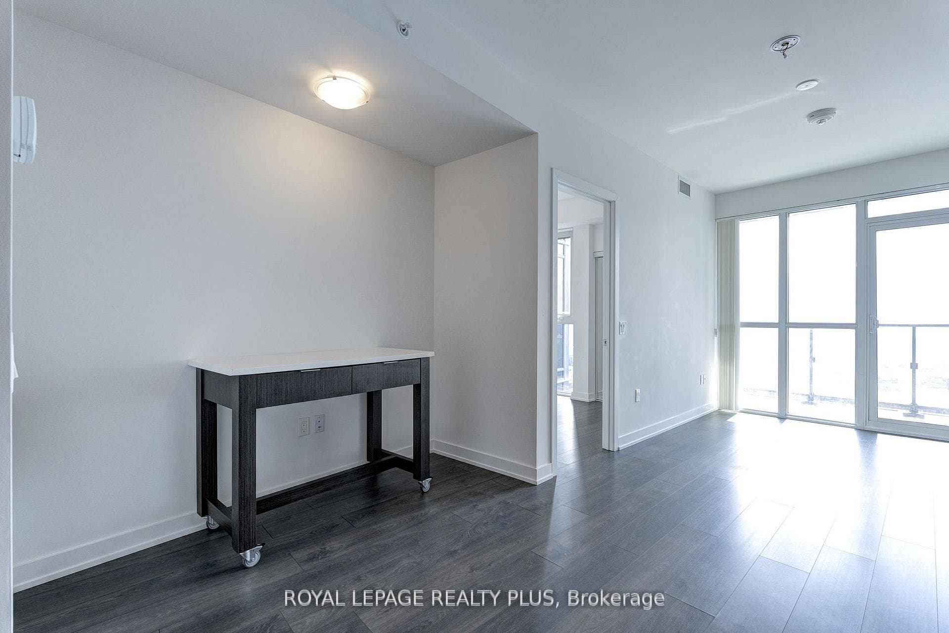 38 Iannuzzi Street Unit 2111 photo 11
