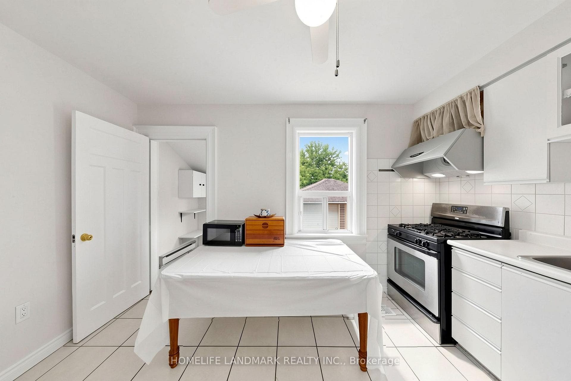 484 Glenholme Avenue photo 11