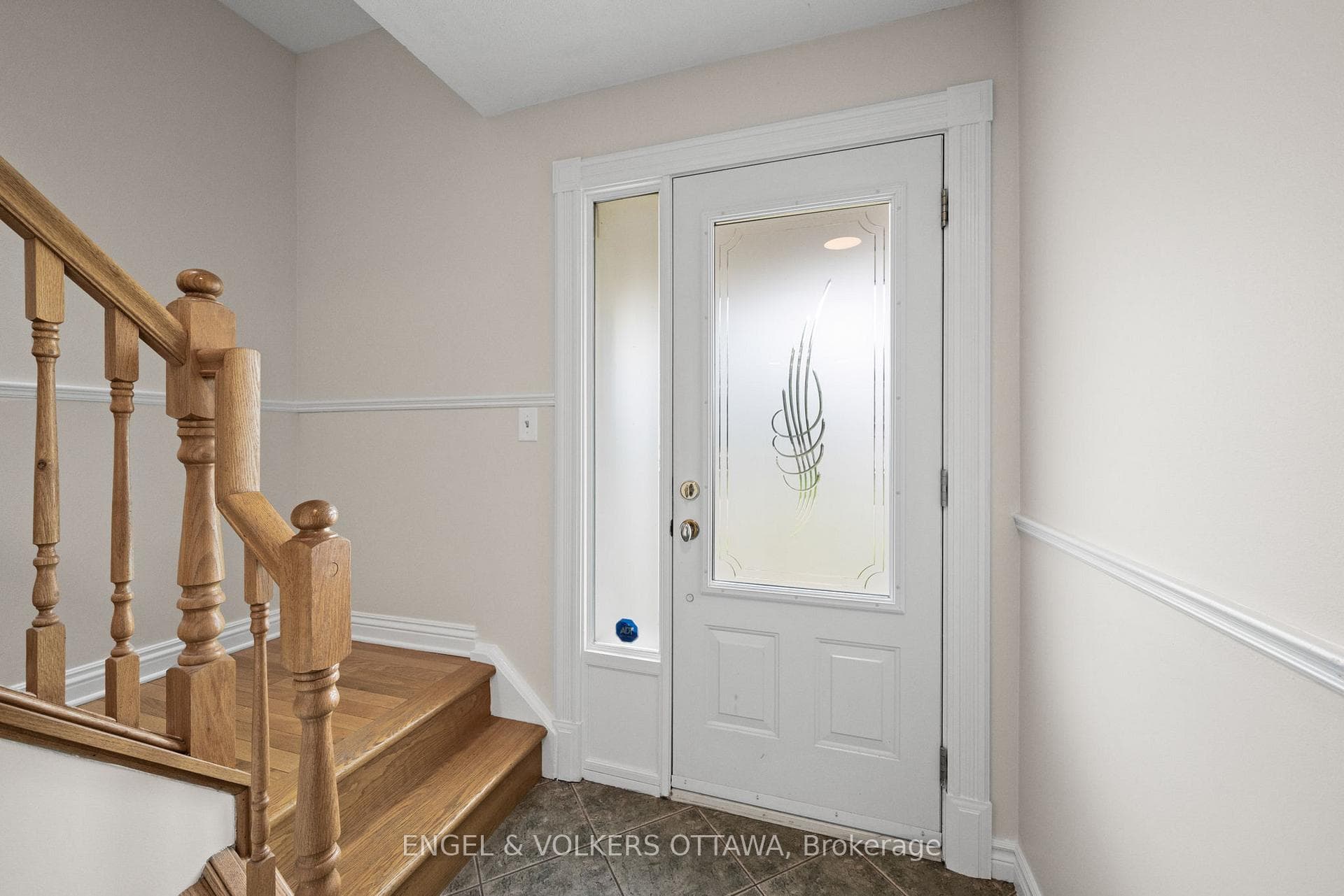 25 Antler Avenue photo 7