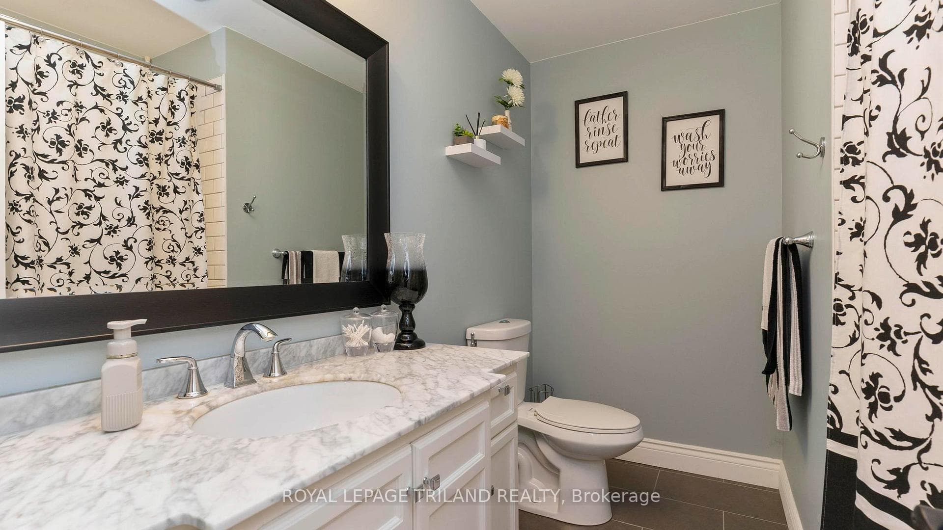 50 Lysanda Avenue photo 15