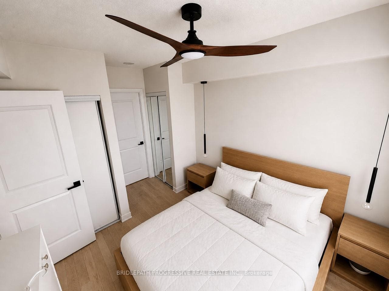 9205 Yonge Street Unit 1211 photo 6