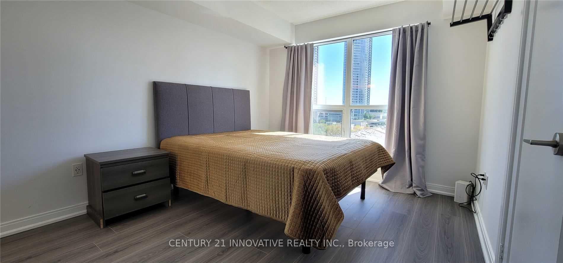 275 Village Green Square Unit 624 photo 12
