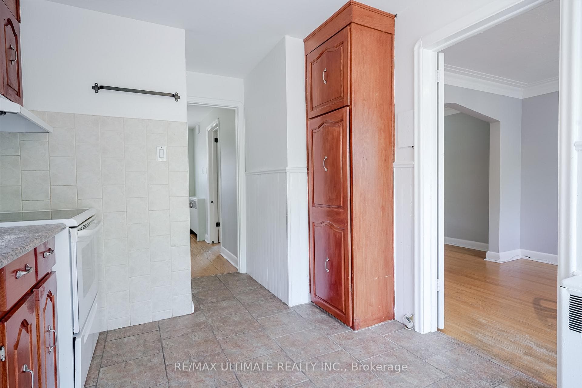 152 Westbourne Avenue Unit MAIN photo 25