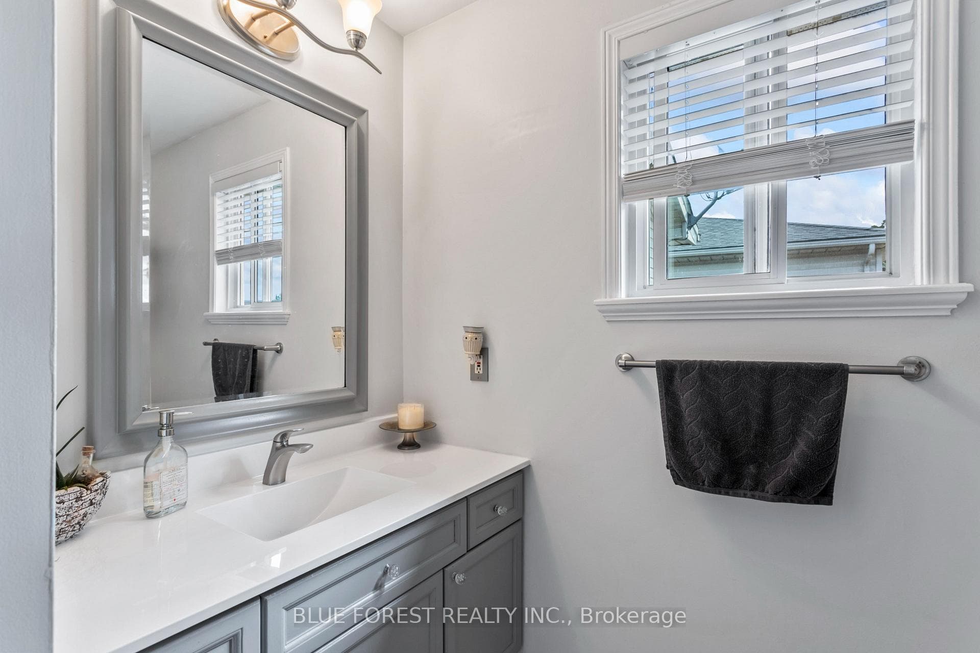 31 Dartmouth Drive photo 29