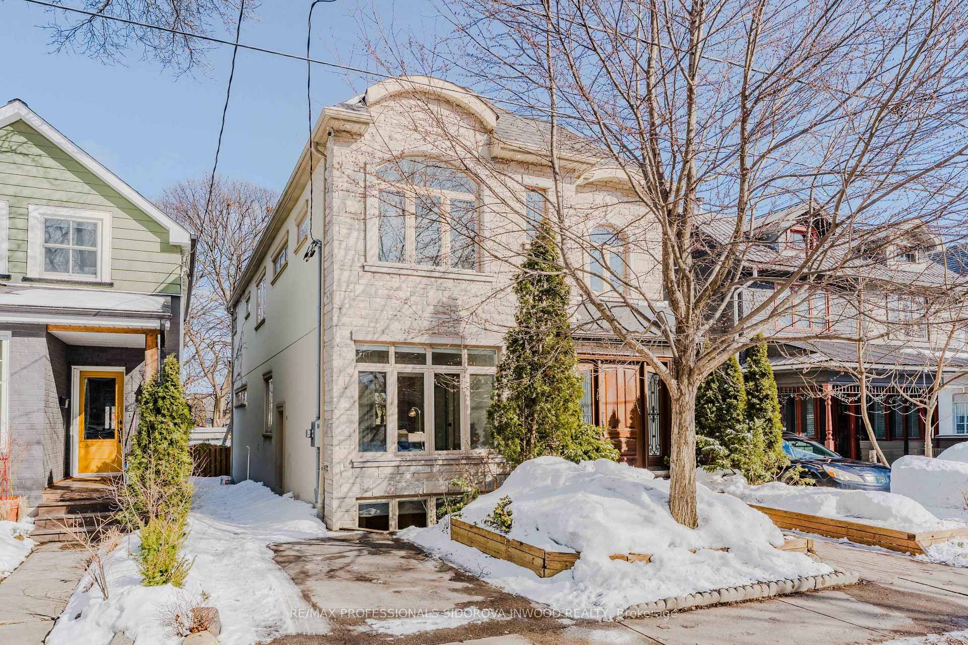 57 Lavinia Avenue photo 2