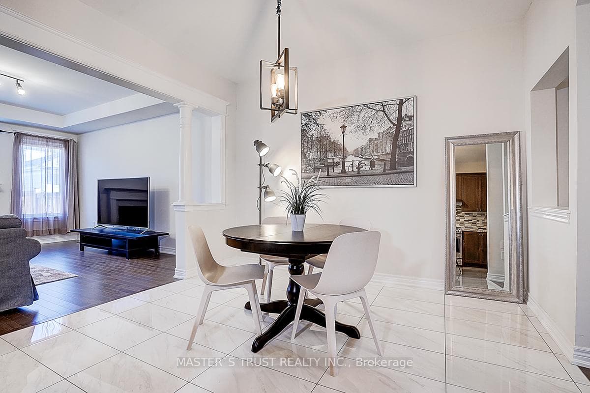 242 Paradelle Drive photo 12