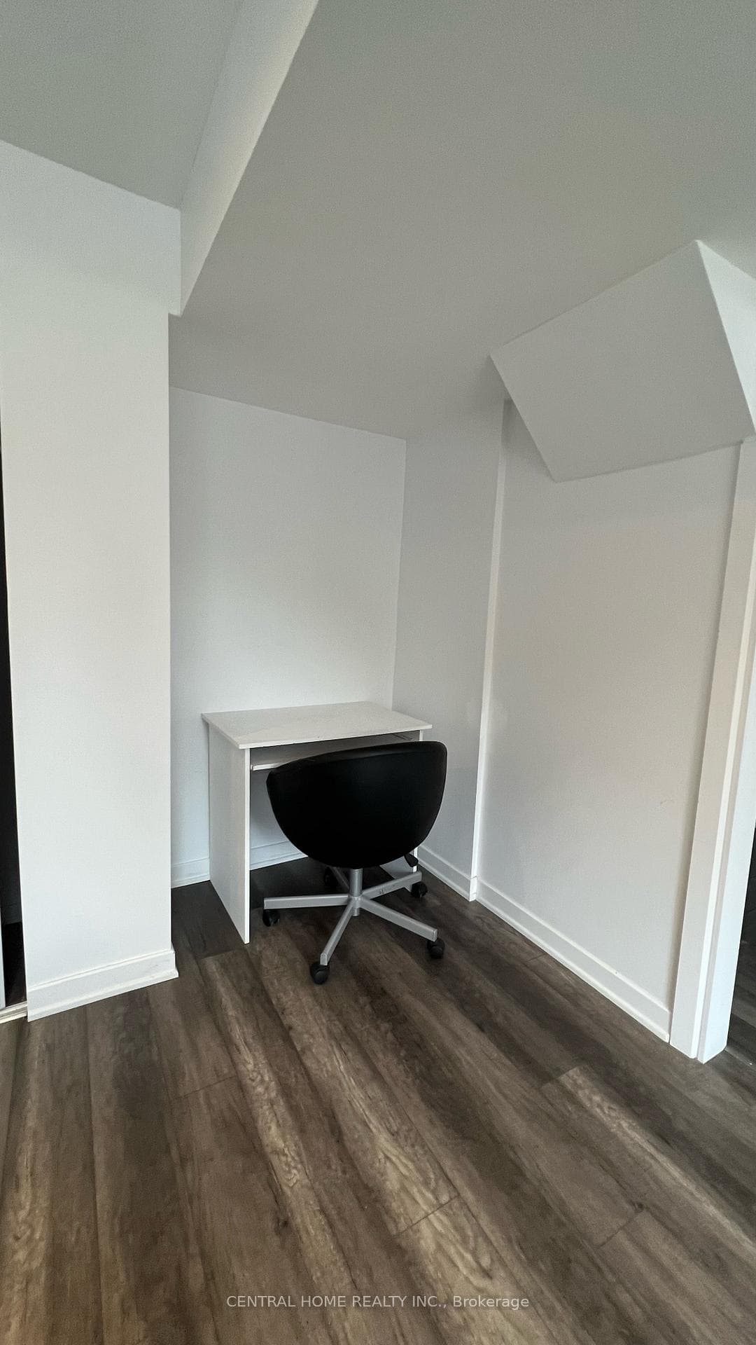 147 Jefferson forest Drive Unit Apartment photo 10