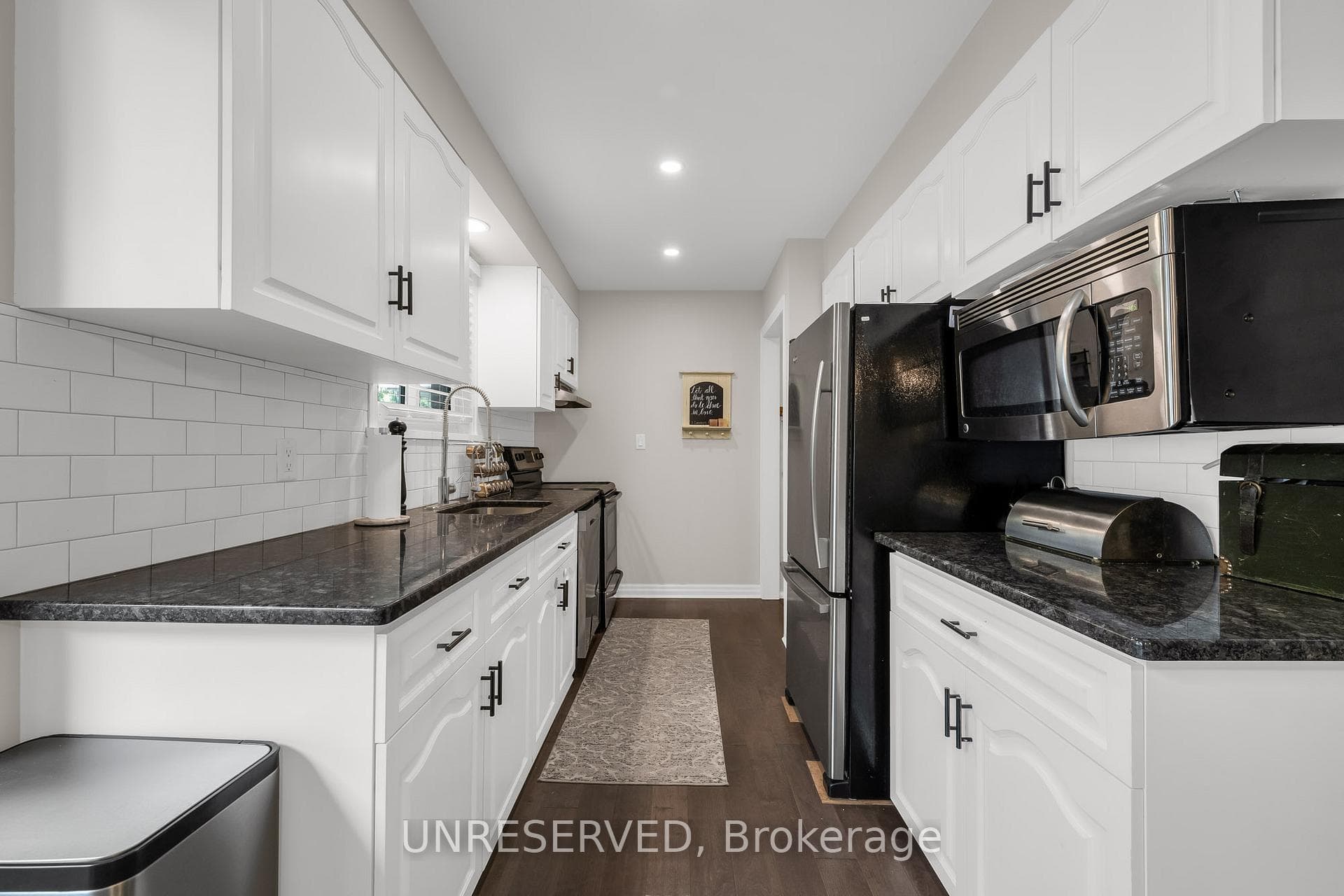 83 Highpark Avenue photo 7