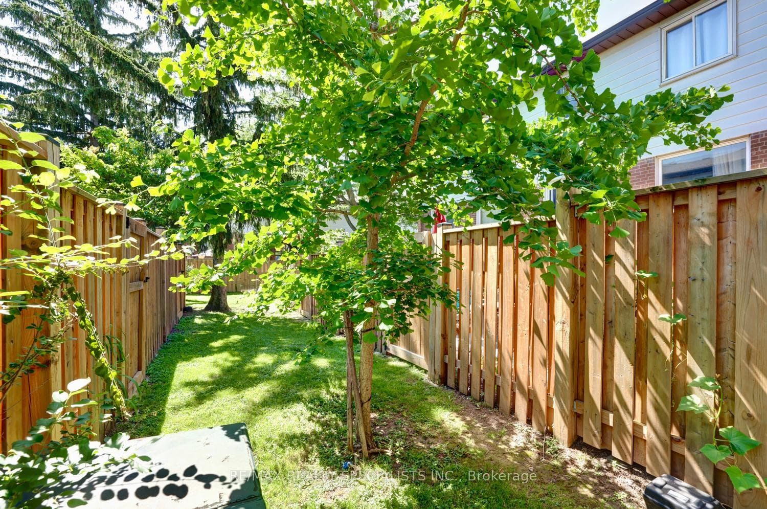 2445 Homelands Drive Unit 30 photo 30