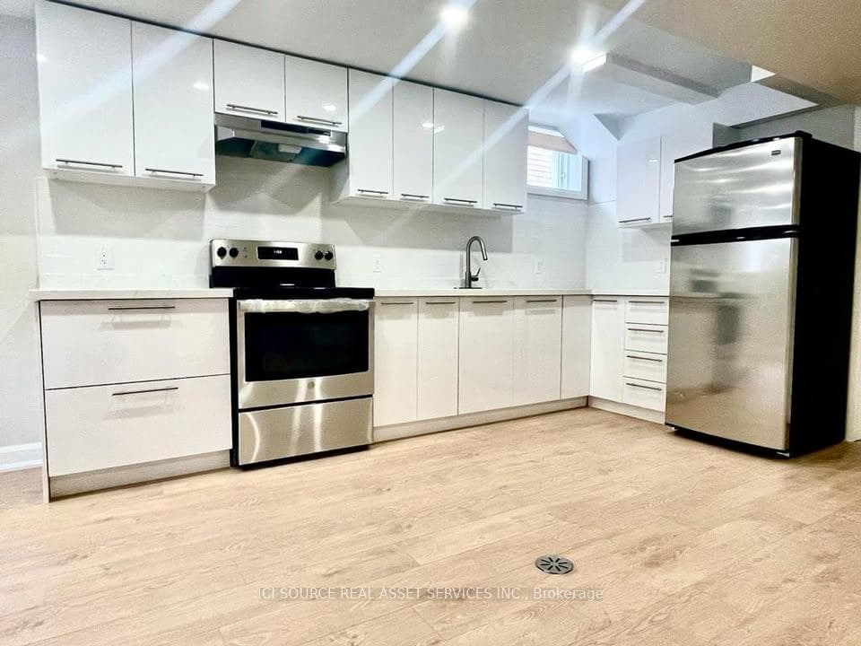 195 Cumming Drive Unit 1 photo 1
